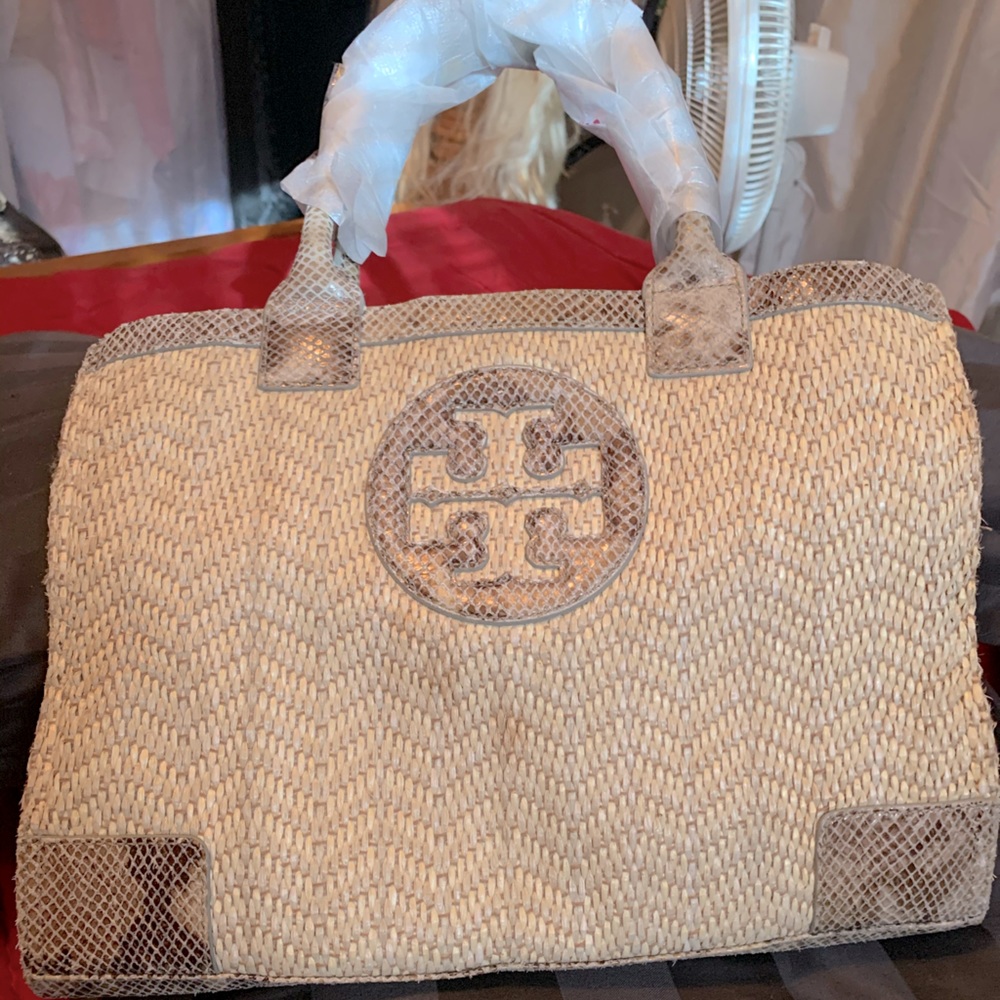 Authentic Tory Burch Handbag♥️